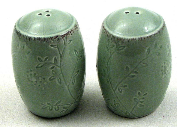 Leaf Salt and Pepper Set